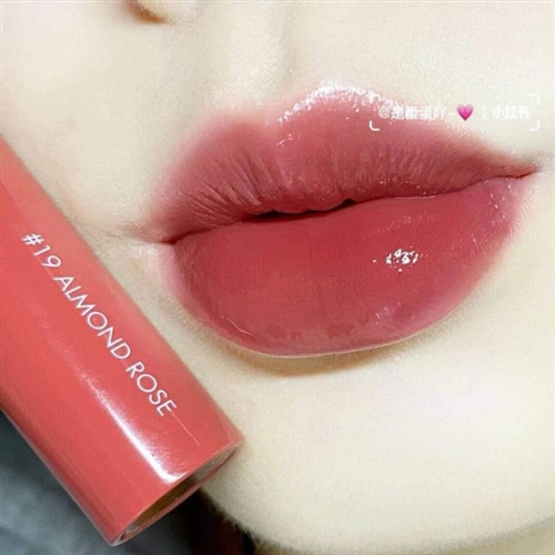 Hình ảnh minh họa củaSon Tint Bóng Romand Juicy Lasting Tint #19 ALMOND ROSE 