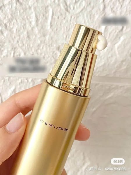Hình ảnh minh họa củaKem Dưỡng Mắt AHC Premier Ampoule In Eye Cream Collagen T4
