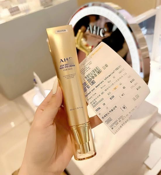 Hình ảnh minh họa củaKem Dưỡng Mắt AHC Premier Ampoule In Eye Cream Collagen T4