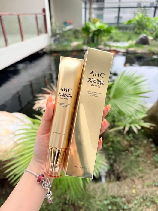Hình ảnh minh họa củaKem Dưỡng Mắt AHC Premier Ampoule In Eye Cream Collagen T4